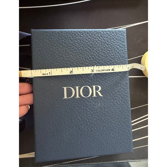 New Dior Accessory Box and Ribbon - Picture 2 of 2